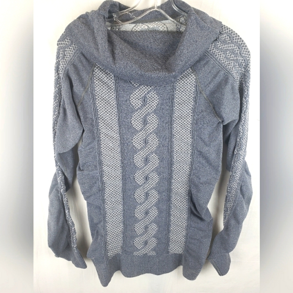 Athleta Gray Cowl Neck Long Sleeve Spandex Shirt Sz M
